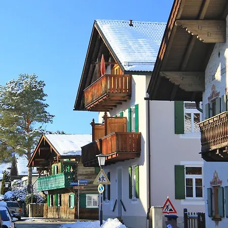 Hoellental Heritage House - Alpspitzblick - 1 Apartment *